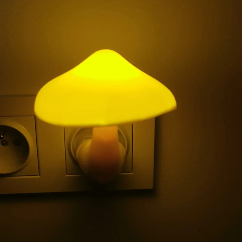 Lampada da parete a fungo con luce notturna a LED, spina UE, controllo della luce, induzione, risparmio energetico, protezione ambientale, lampada da camera da letto, decorazione per la casa